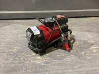 MOTOMASTER DC AIR COMPRESSOR - 12V