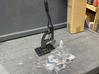 SNAP SETTER MACHINE WITH ASSORTED SIZED DIES