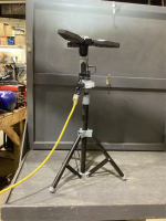 MOTOMASTER ELIMINATOR WORK LIGHT WITH TRIPOD STAND