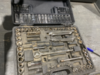 SOCKET SET