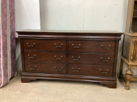 "LIBERTY" 8-DRAWER DRESSER