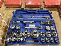 26PC 3/4&rdquo; - 1&rdquo; DRIVE SOCKET SET