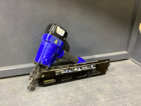 POWERFIST 3 1/2&rdquo; FRAMING NAILER
