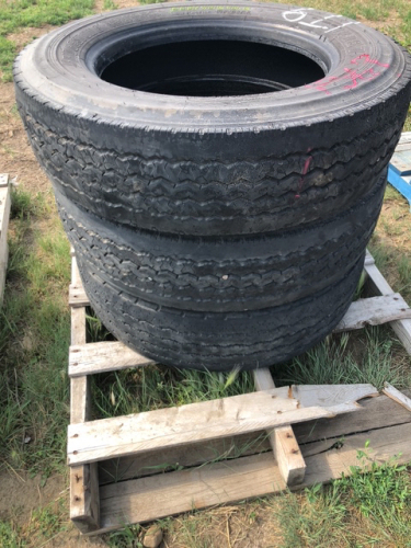 3 Truck tires Bridgestone