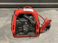 MOTOMASTER BATTERY BOOSTER PACK