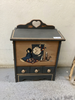 SMALL WOOD CABINET W/ 1-DRAWER. AND LIFT TOP