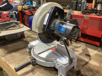 DELTA 10&rdquo; COMPOUND MITRE SAW