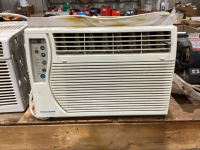 FEDDERS WINDOW AIR CONDITIONER