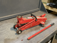 MOTOMASTER FLOOR JACK WITH HANDLE