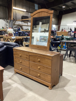 6-DRAWER DRESSER W/ MIRROR