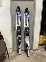 O'BRIEN CELEBRITY WATER SKIS