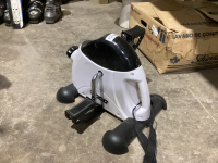 SITTING "TODO" PEDAL MACHINE