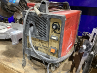 LINCOLN ELECTRIC ARCWELD WELDER