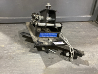 TRANSMISSION ADAPTOR FOR FLOOR JACK