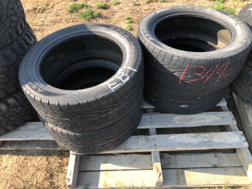 Set of assurance car tires