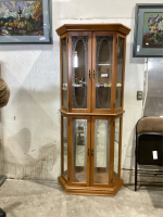 LIGHTED DISPLAY CABINET W/ ANGLED SIDES