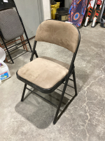 FOLDING CHAIR W/ MIRCOFIBRE CUSHIONED SEAT
