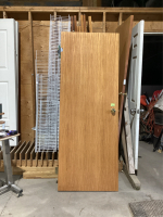 INTERIOR DOOR