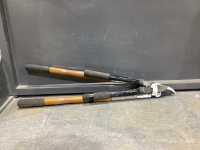 (2) PRUNERS