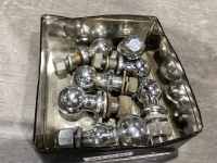 ASSORTMENT OF HITCH BALLS
