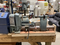 KING CANADA WOOD LATHE - 37&rdquo; - WITH WOOD TURNING TOOLS
