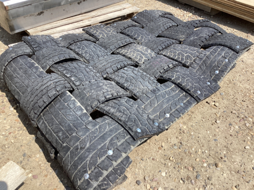 RUBBER TIRE MAT