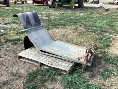 FENDERS WITH ATTACHED MUD FLAPS