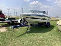 2008 GLASTRON BOAT & EZLOAD TRAILER