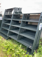 (2) 9&rsquo;6&rdquo; 3M horse and cattle panels with walk-through gate / BIDDING PER PANEL