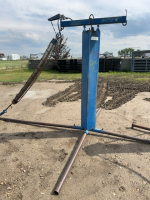 Lewis Cattle Oiler