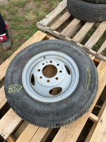 Dually tire on Steel rim