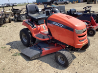 AGCO LAWN TRACTOR MODEL 524