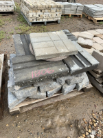 Pallet of assorted landscape blocks
