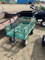 METAL MESH YARD WAGON W/ MOVEABLE TRAY