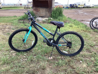 MOVELLO ALGONQUIN GIRLS YOUTH 24" BIKE - 18 SPEED