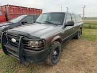 2008 Ford Ranger with topper