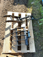 16 inch rock/root rake with hydraulic thumb for mini excavator