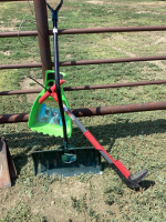 SNOW SHOVEL AND WEED PULLER + YARD SCOOP