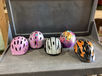 BOX W/5 KIDS HELMETS