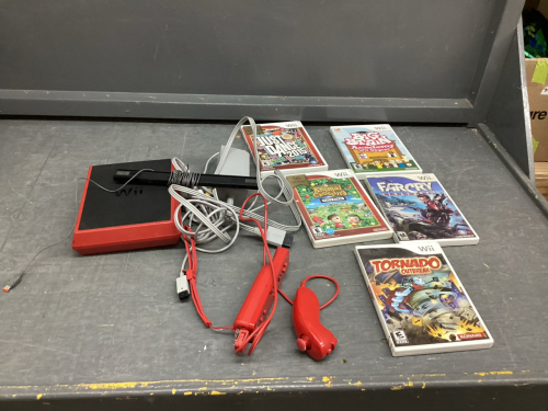 WII CONSOLE, GAMES & CONTROLERS