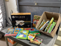 HP PRINTER DESKJET + BOX OF KIDS BOOKS
