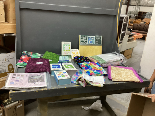 BOX OF COTTON FABRIC, KITS, BOXES OF MINI QUILT KITS