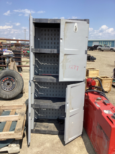 RUBBERMAID STORAGE CABINET