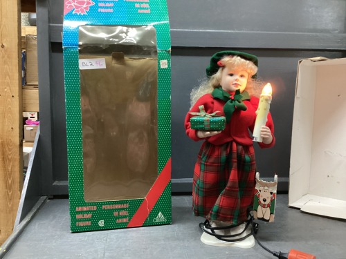 ANIMATED HOLIDAY FIGURE