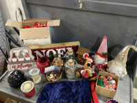 BOX CHRISTMAS DECOR