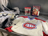 MONTREAL CANADIENS MEMORABLIA