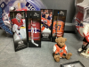BOX OF HOCKEY COLLECTIBLES - TIM HORTONS MINI STICKS, PAUL ANDERSON, HOLTE,AND HELLEBUYCK FIGURINES, MINI HOCKEY STICKS - 3