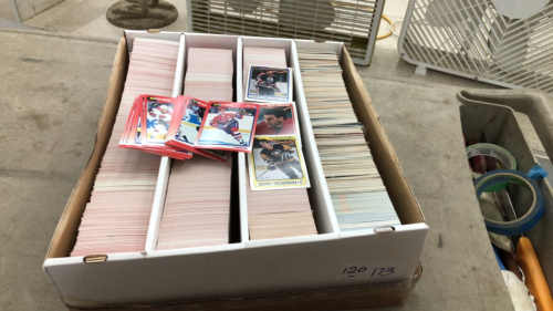 LARGE BOX OF HOCKEY CARDS