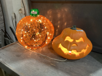 LIGHT UP PUMPKINS