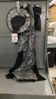 NEW HALLOWEEN COSTUME